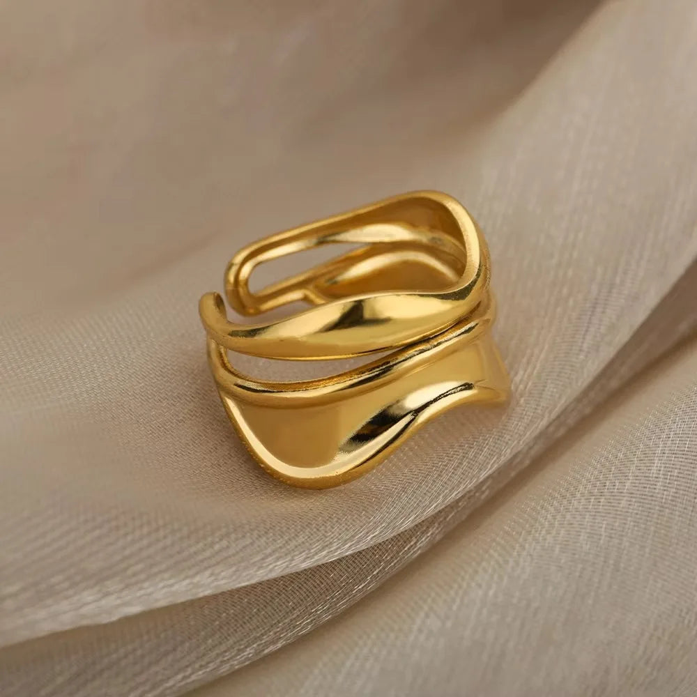 Golden Curve Ring
